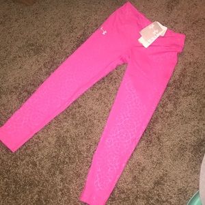 NWT Under Armour Pink Leggings Youth M